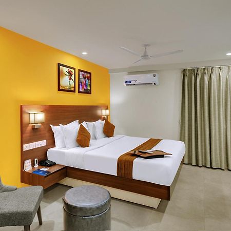 Best Western Alkapuri, Vadodara Exteriör bild