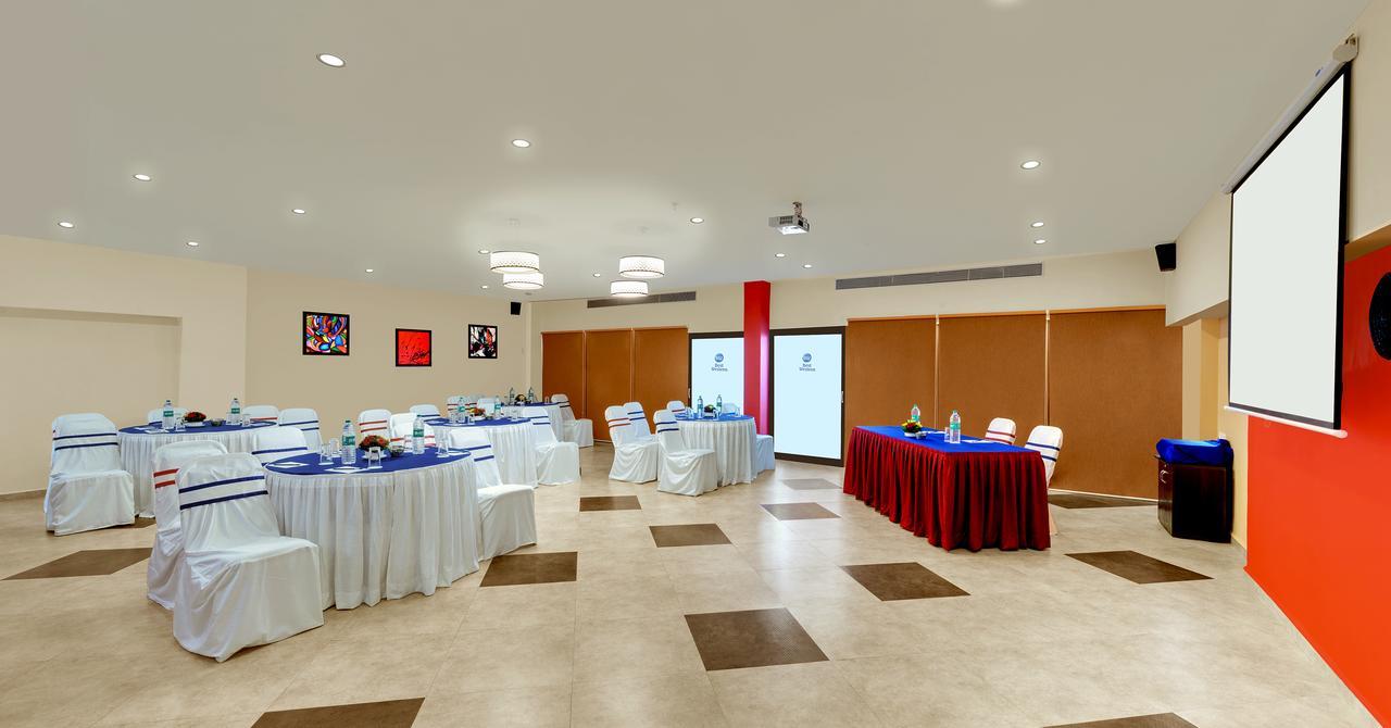 Best Western Alkapuri, Vadodara Exteriör bild