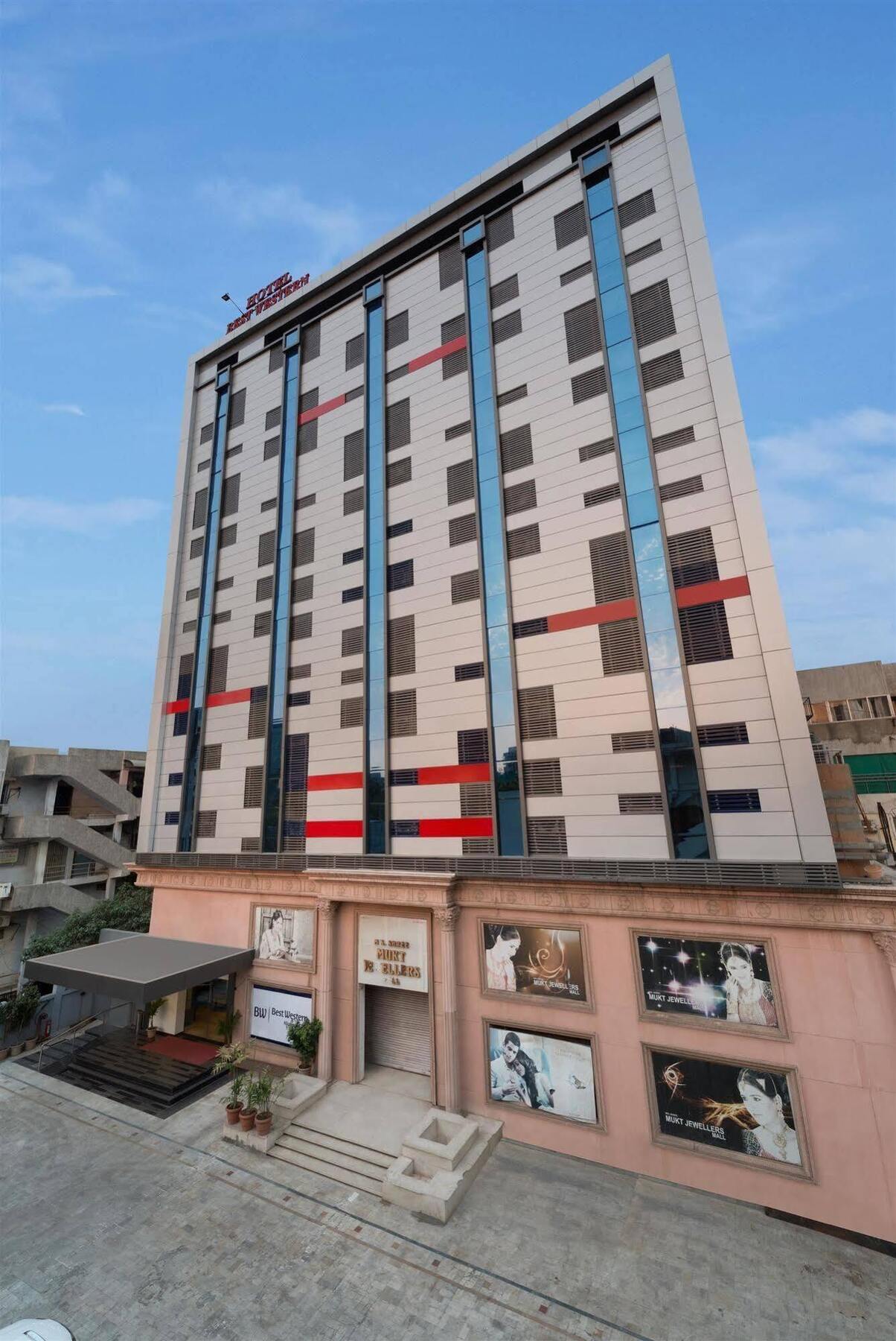 Best Western Alkapuri, Vadodara Exteriör bild